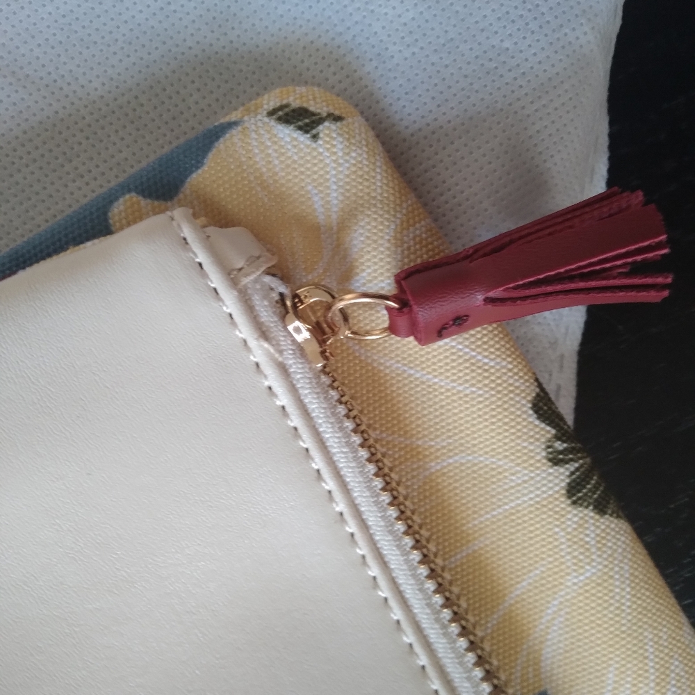 Rachel Pally Reversible Floral Clutch New in Bag - Picture 7 of 7